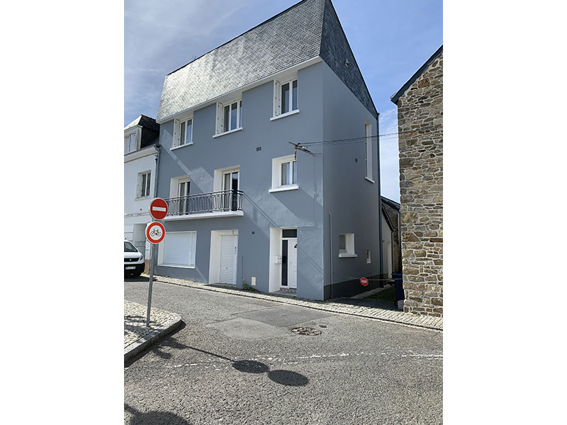 Ravalement de façade maison centre-ville Morbihan